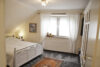 stilvolle Eigentumswohnung in bester Lage von Remscheid - Schlafzimmer